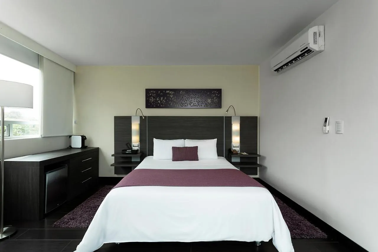Hotel Bh El Poblado Medellin