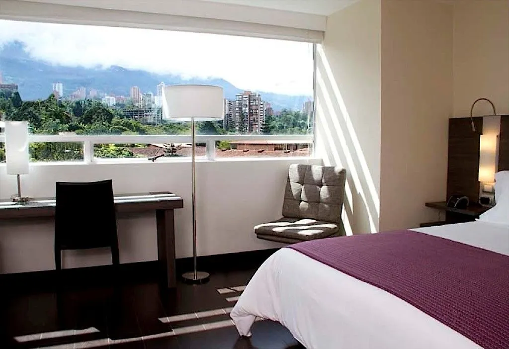 Hotel Bh El Poblado Medellin 4*,  Colombia