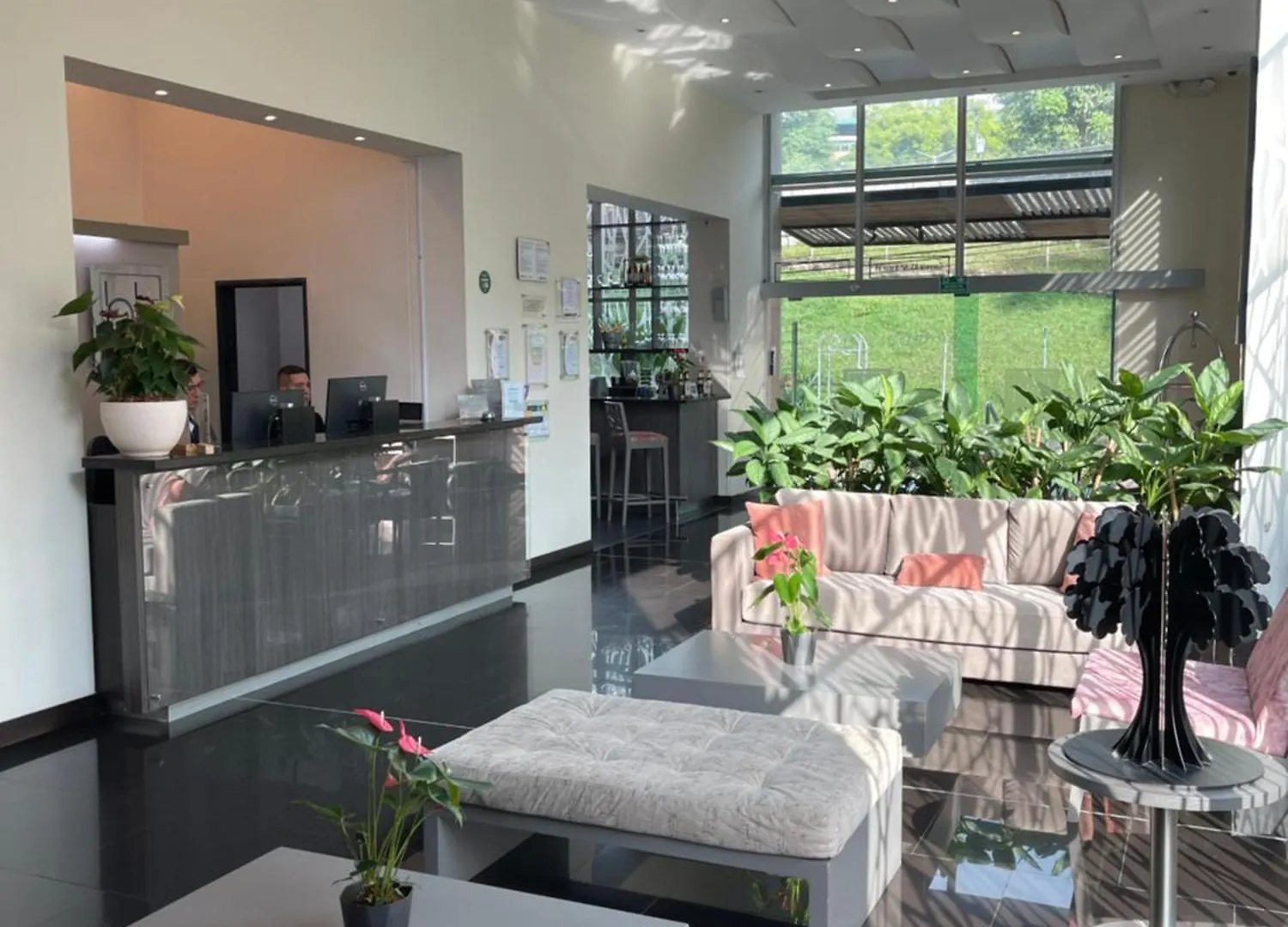 ****  Hotel bh El Poblado Medellín Colombia