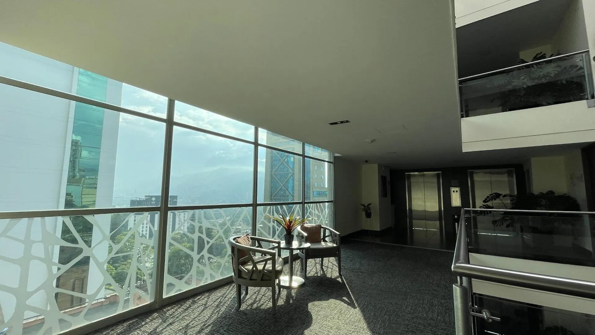 Hotel Bh El Poblado Medellin Colombia