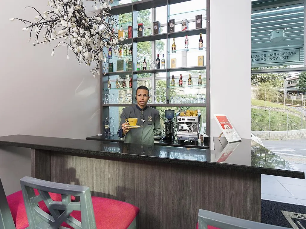 Hotel Bh El Poblado ميديلين
